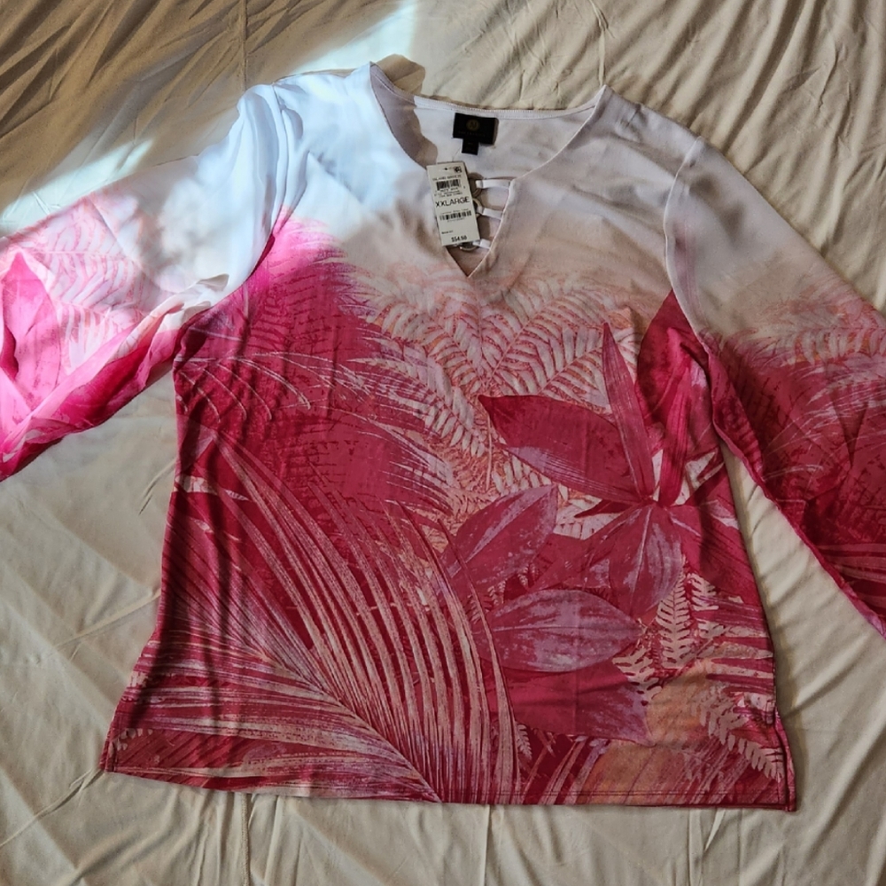 Light weight top
